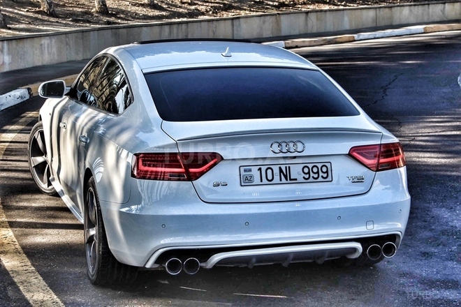 Audi A5 2012, 75,000 km - 2.0 л - Bakı