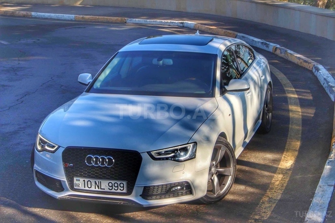 Audi A5 2012, 75,000 km - 2.0 л - Bakı