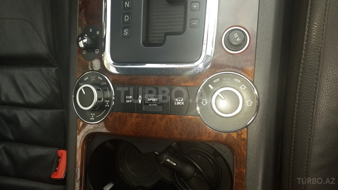 Volkswagen Touareg 2008, 181,500 km - 2.5 l - Bakı