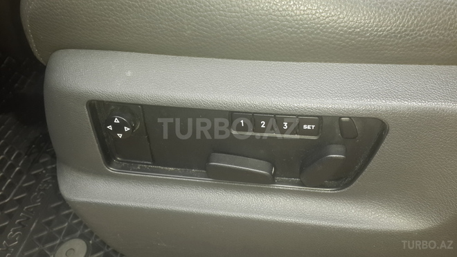 Volkswagen Touareg 2008, 181,500 km - 2.5 l - Bakı
