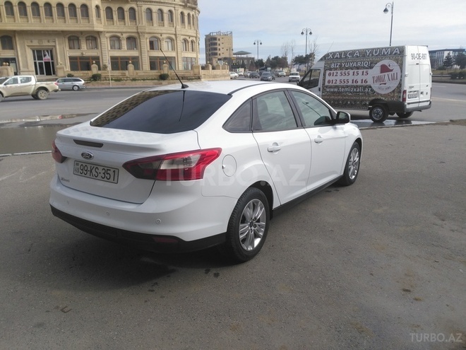 Ford Focus 2012, 147,000 km - 1.6 l - Bakı