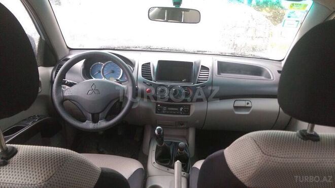 Mitsubishi L200 2009, 168,000 km - 2.5 l - Xırdalan