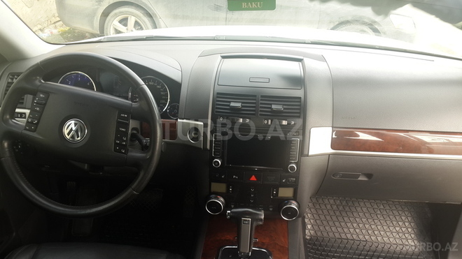 Volkswagen Touareg 2008, 181,500 km - 2.5 l - Bakı