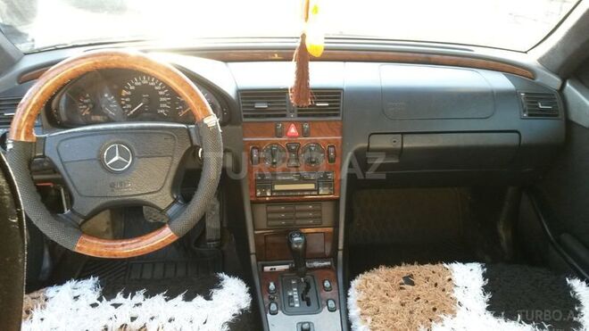 Mercedes C 220 1996, 290,147 km - 2.2 л - Bakı