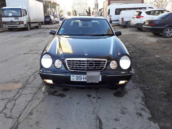 Mercedes E 220 2000, 280,000 km - 2.2 l - Bakı