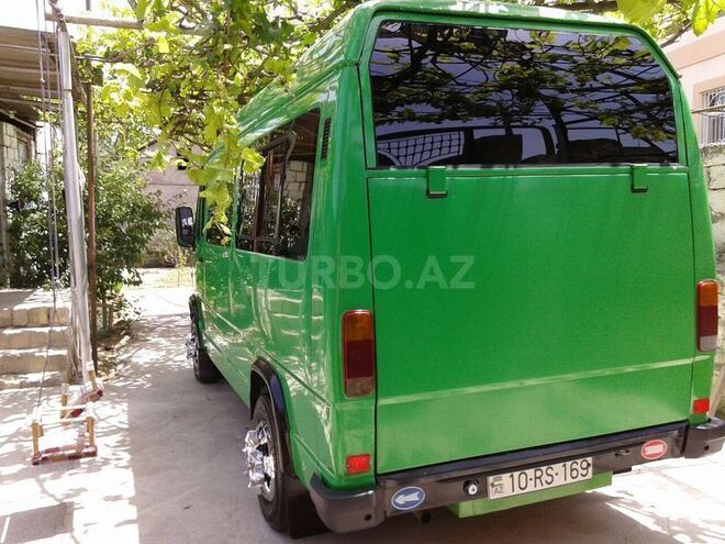 Mercedes 208 D 1994, 193,000 km - 2.8 l - Bakı