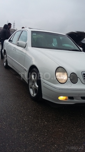 Mercedes E 320 2000, 40,000 km - 3.2 l - Bakı