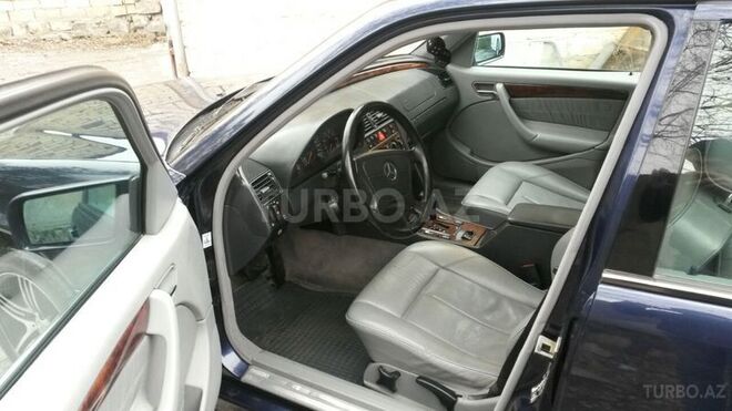 Mercedes C 240 2000, 157,000 km - 2.4 l - Şəki