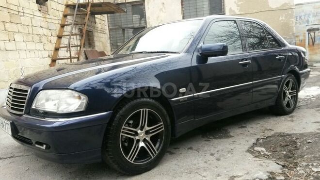 Mercedes C 240 2000, 157,000 km - 2.4 l - Şəki