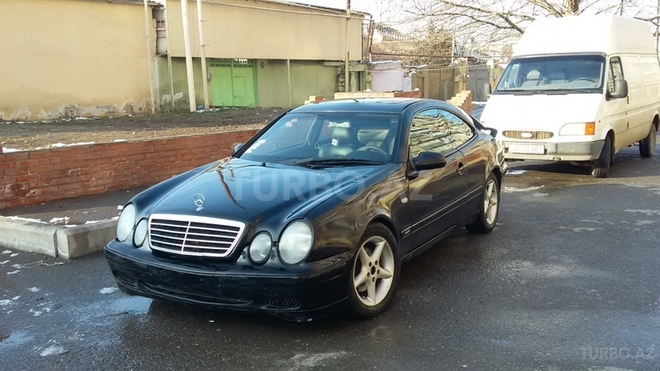 Mercedes  1998, 320,000 km - 2.3 l - Gəncə
