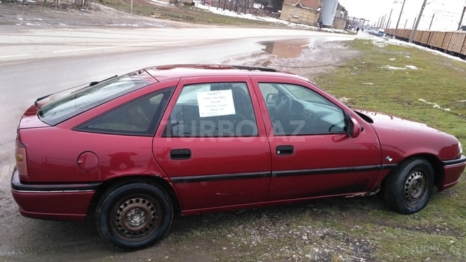 Opel Vectra 1995, 587,393 km - 1.8 l - Xudat