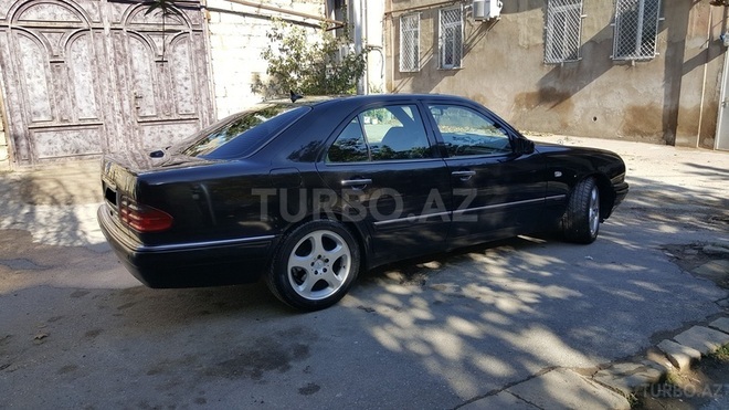 Mercedes E 430 1997, 222,788 km - 4.3 l - Bakı