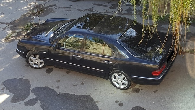 Mercedes E 430 1997, 222,788 km - 4.3 l - Bakı