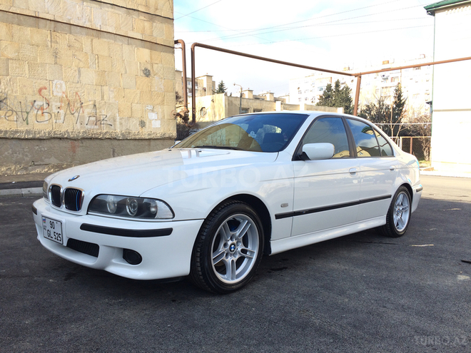 BMW 525 2003, 178,766 km - 2.5 л - Bakı