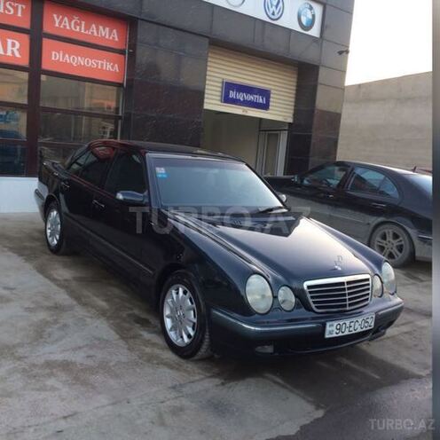 Mercedes E 240 2000, 213,000 km - 2.6 l - Sumqayıt