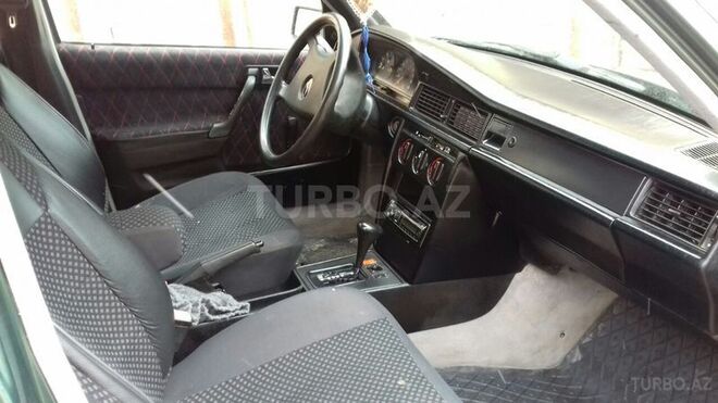 Mercedes 190 1992, 250,000 km - 2.0 l - Bakı