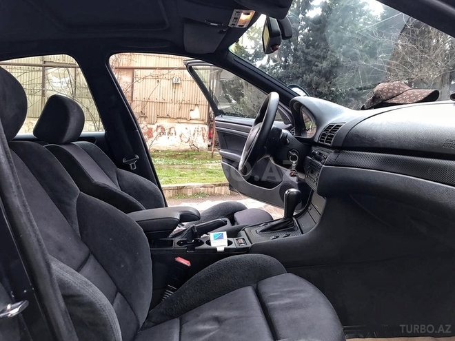 BMW 320 2003, 211,000 km - 2.2 l - Bakı