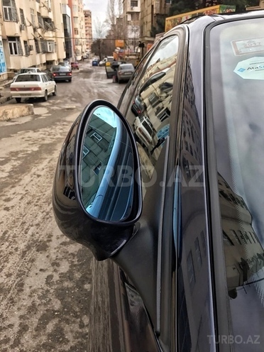 BMW 320 2003, 211,000 km - 2.2 l - Bakı