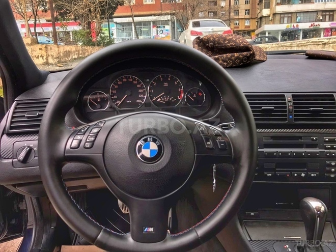 BMW 320 2003, 211,000 km - 2.2 l - Bakı