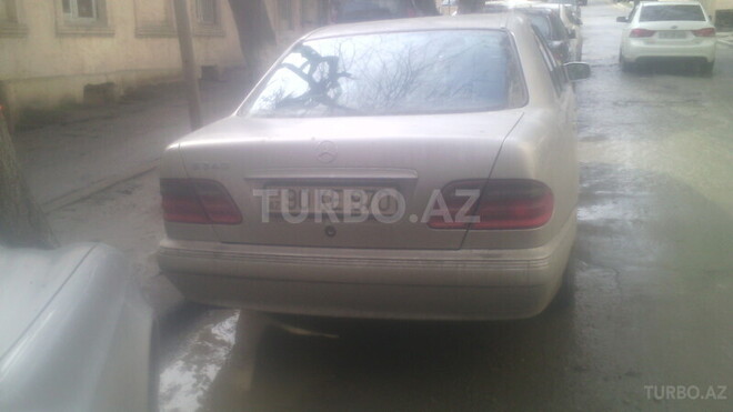 Mercedes E 240 2000, 600 km - 2.8 l - Bakı