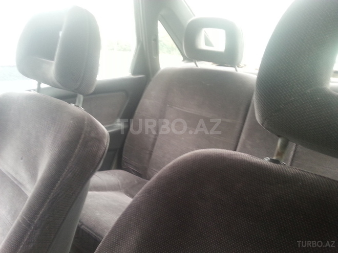 Opel Vectra 1992, 200,000 km - 2.0 l - Mingəçevir