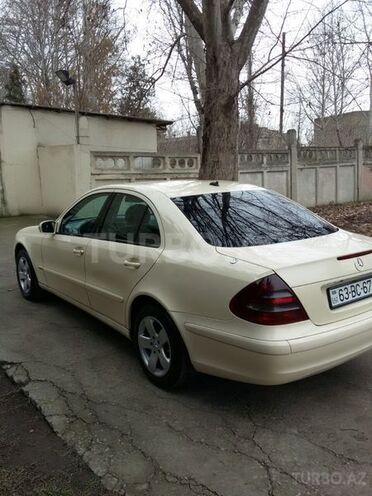 Mercedes E 220 2003, 220,000 km - 2.2 l - Mingəçevir
