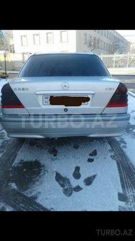 Mercedes C 220 2000, 421,000 km - 2.2 l - Bakı