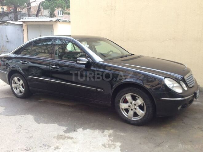 Mercedes E 220 2004, 262,000 km - 2.2 l - Bakı