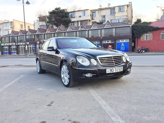 Mercedes E 350 2006, 146,000 km - 3.5 l - Bakı