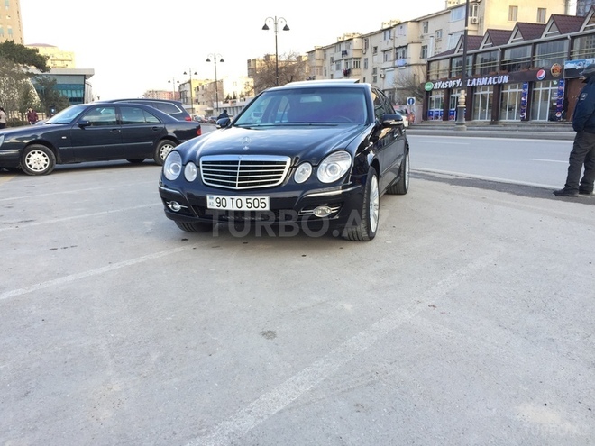 Mercedes E 350 2006, 146,000 km - 3.5 l - Bakı