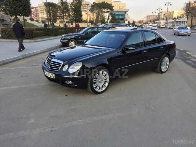 Mercedes E 350 2006, 146,000 km - 3.5 l - Bakı
