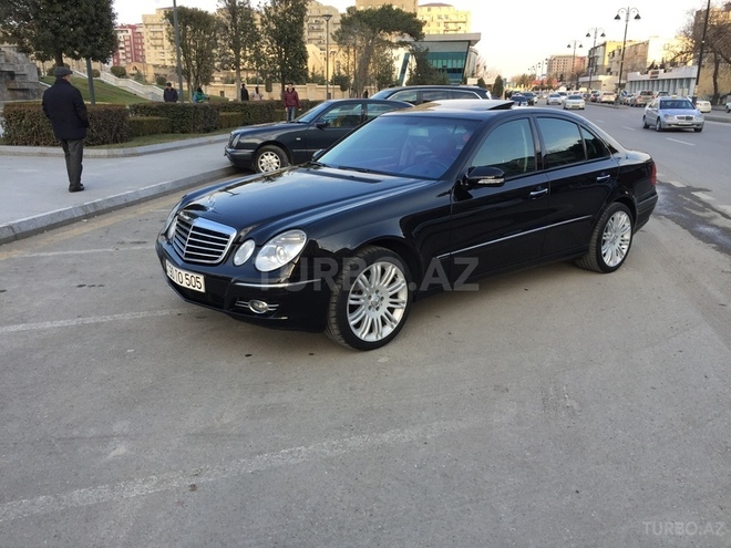 Mercedes E 350 2006, 146,000 km - 3.5 l - Bakı
