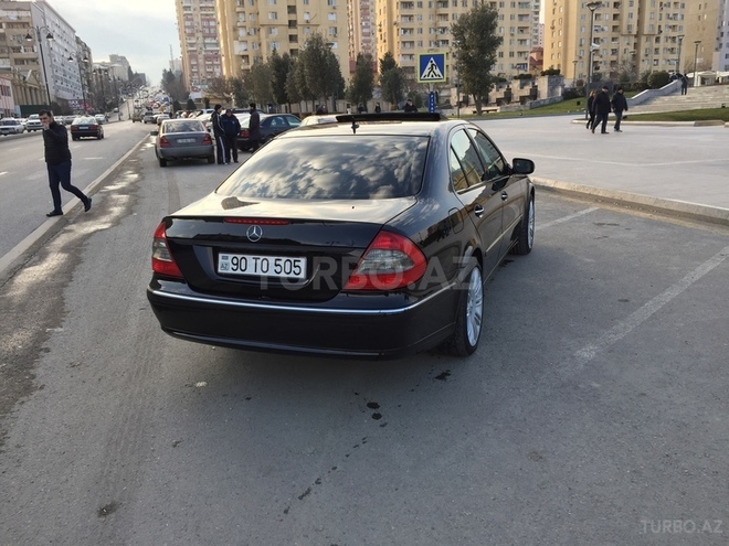 Mercedes E 350 2006, 146,000 km - 3.5 l - Bakı