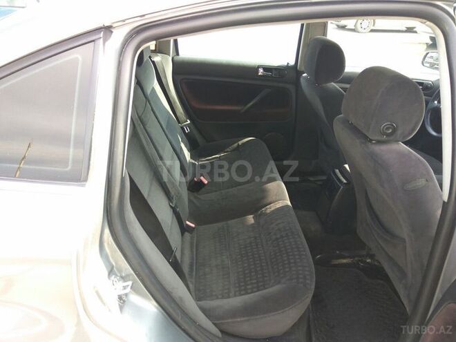 Volkswagen Passat 2002, 172,000 km - 1.8 l - Bakı