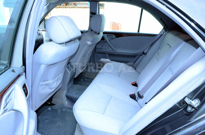 Mercedes E 240 1999, 183,657 km - 2.4 l - Bakı