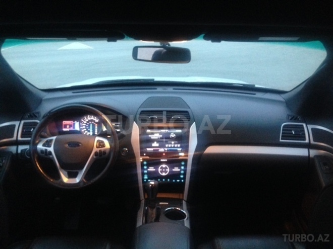 Ford Explorer 2013, 90,000 km - 3.5 л - Bakı