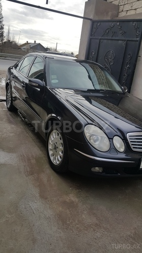 Mercedes E 220 2003, 388,000 km - 2.2 l - Bakı