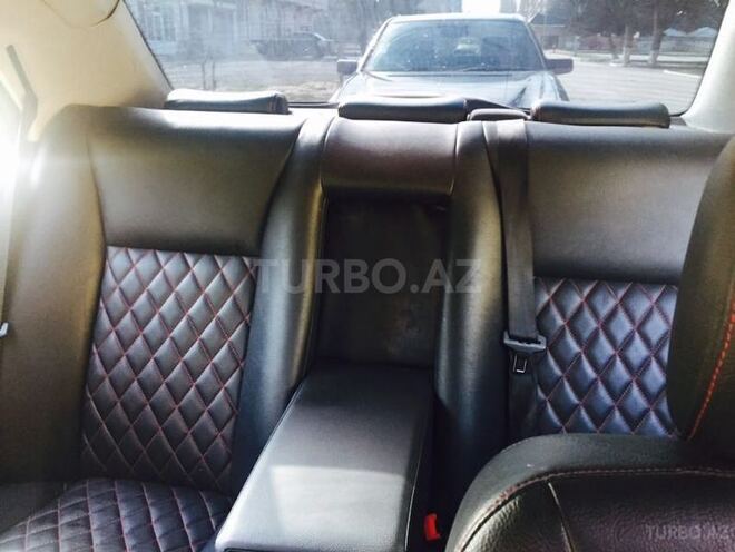 Mercedes E 240 2000, 245,000 km - 2.6 л - Bakı