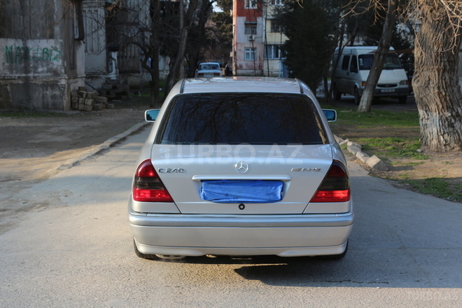 Mercedes C 240 1999, 290,000 km - 2.4 l - Bakı