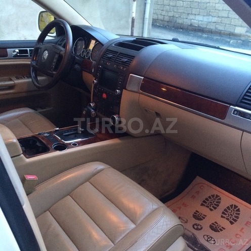 Volkswagen Touareg 2005, 103,231 km - 3.2 л - Bakı