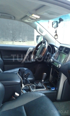 Toyota Prado 2011, 90,600 km - 2.7 l - Bakı