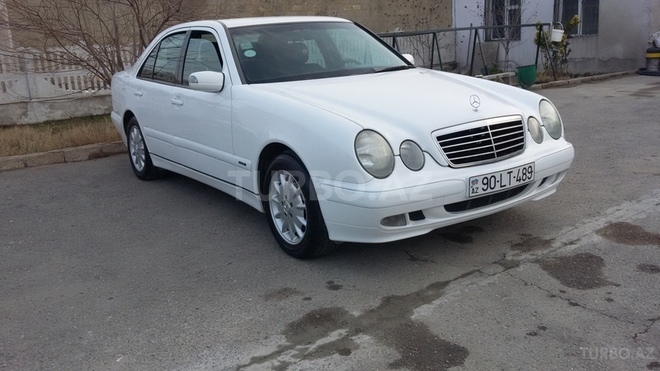 Mercedes E 200 2000, 214,000 km - 2.0 л - Sumqayıt