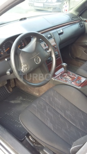 Mercedes E 200 2000, 214,000 km - 2.0 л - Sumqayıt