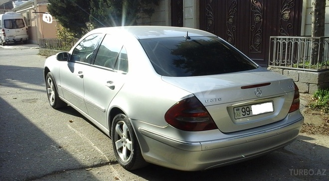 Mercedes E 270 2002, 447,000 km - 2.7 l - Bakı