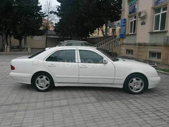 Mercedes E 200 2000, 315,000 km - 2.0 л - Bakı