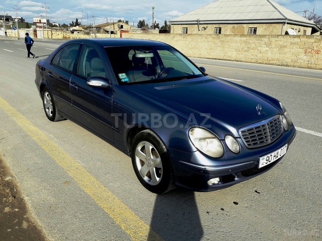 Mercedes E 320 2004, 240,000 km - 3.2 л - Bakı