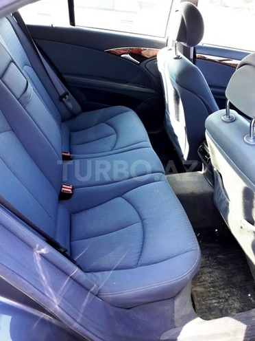 Mercedes E 320 2004, 240,000 km - 3.2 л - Bakı