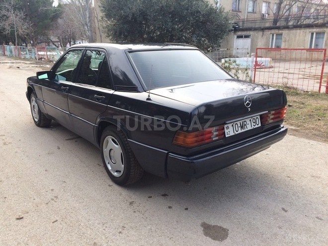 Mercedes 190 1992, 225,000 km - 2.0 l - Sumqayıt