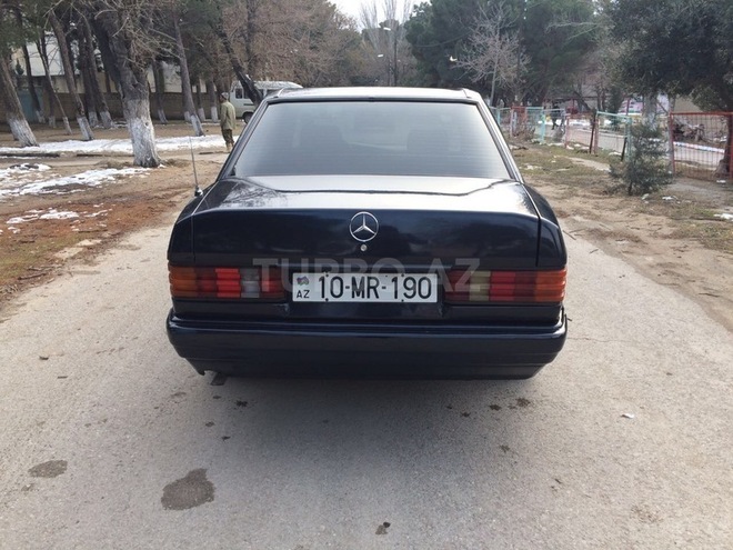 Mercedes 190 1992, 225,000 km - 2.0 l - Sumqayıt
