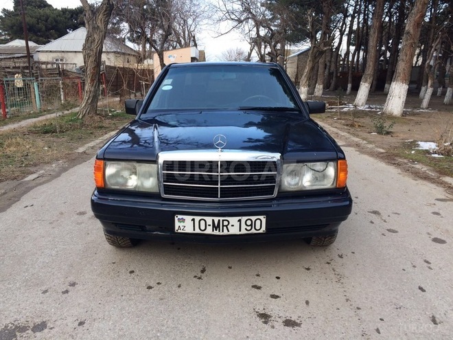 Mercedes 190 1992, 225,000 km - 2.0 l - Sumqayıt